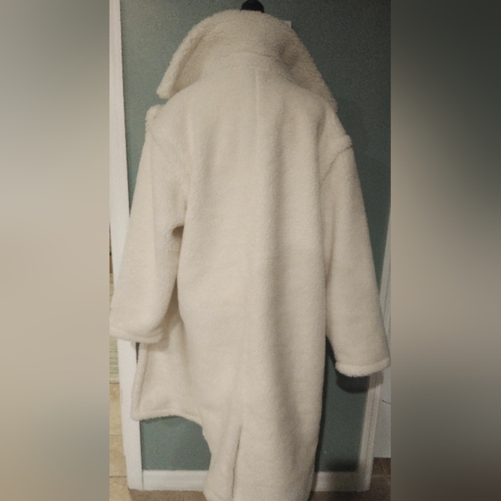 Fabletics Long Teddy Coat XL Bone - Picture 7 of 9